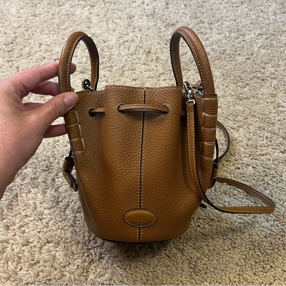 Tod’s Mini/Micro Top Handle Bucket Bag - Picture 2 of 9